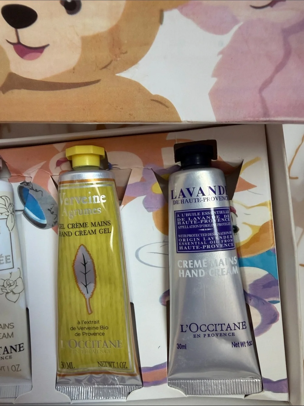Hand cream Gift set IMPORTED FROM JAPAN🇯🇵 Amazing brand new with bag🫶